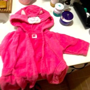 Size 0-9 months Baby bath robe.